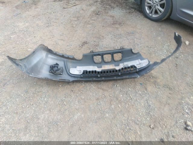 KNDJC736785771333 KIA SORENTO EX