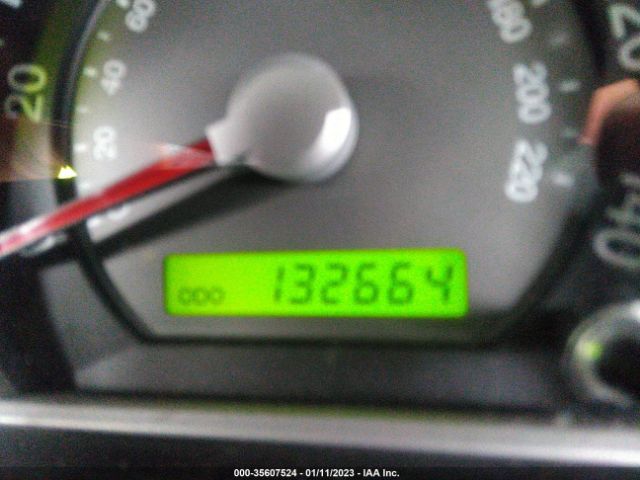 KNDJC736785771333 KIA SORENTO EX