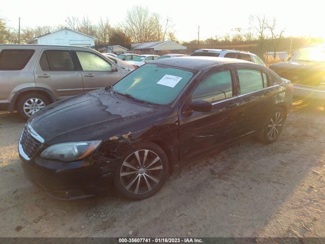 Chrysler 200 Touring 2014 1C3CCBBG0EN151672 Image 2