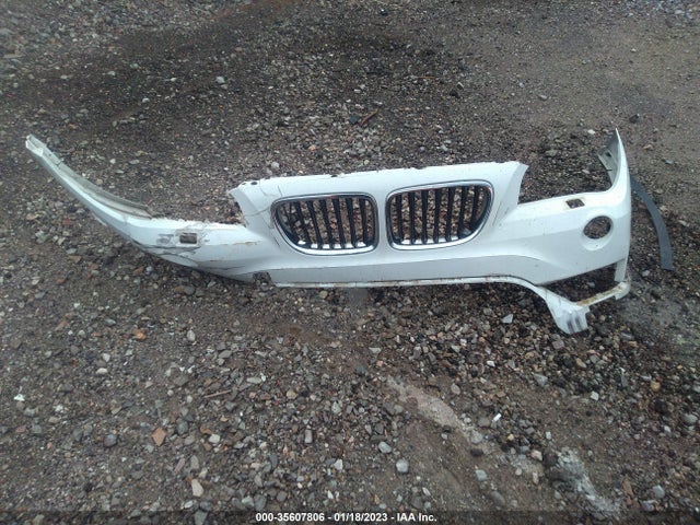 2013 BMW X1 XDRIVE28I VIN: WBAVL1C58DVR85891