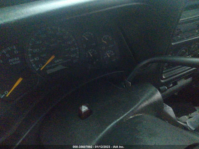2000 CHEVROLET SILVERADO 1500 VIN: 2GCEC19W2Y1366455