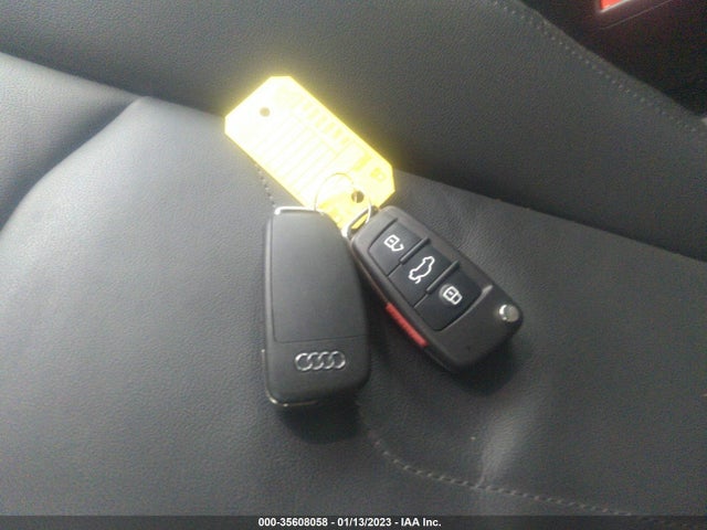 2021 Audi Q3, VIN: WA1DECF38M1115381