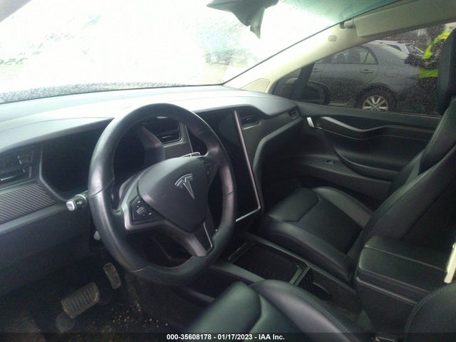 Tesla Model X 75d/100d/p100d 2018 5YJXCAE20JF127369 Image 6
