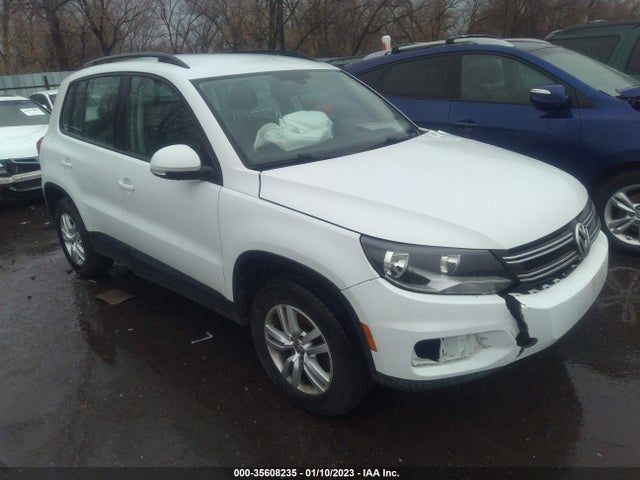 2017 Volkswagen Tiguan, VIN: WVGAV7AX7HK023264