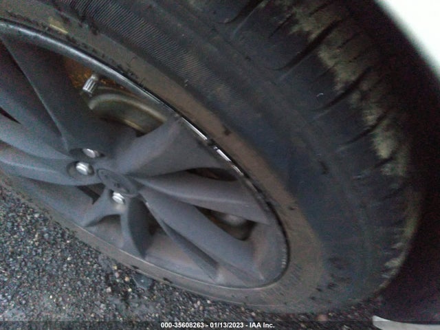 2017 Infiniti Q50, VIN: JN1EV7AR1HM838915