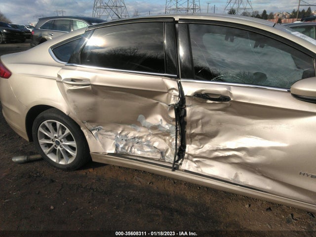 2017 Ford Fusion, VIN: 3FA6P0LU6HR381441