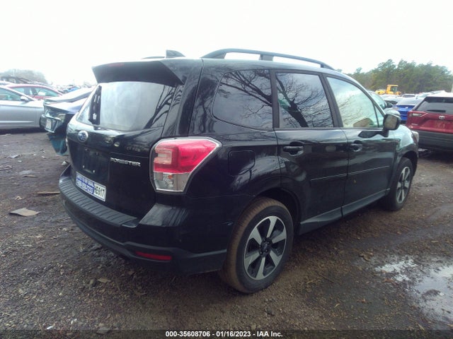 Subaru Forester Premium 2018 JF2SJAEC4JH534055 Image 4