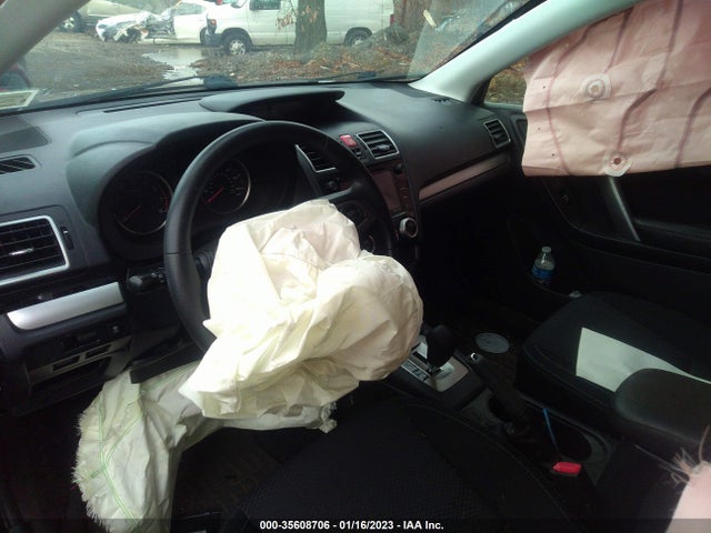 Subaru Forester Premium 2018 JF2SJAEC4JH534055 Image 5