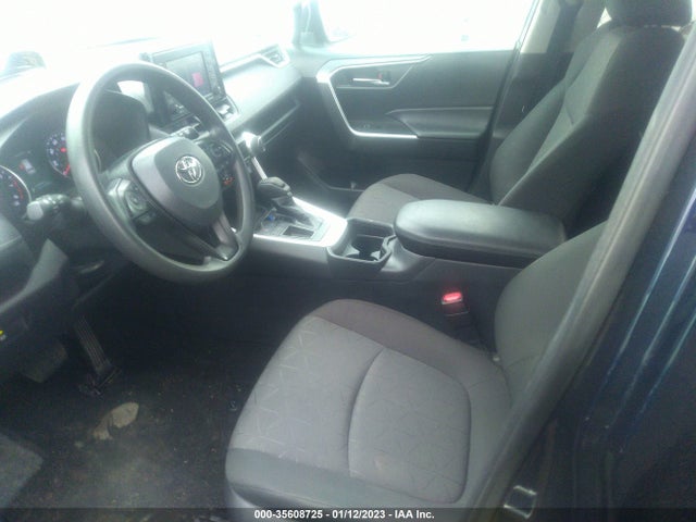 2021 Toyota RAV4, VIN: 2T3W1RFV2MW131558