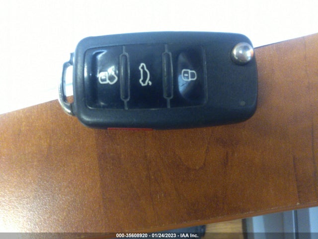 Volkswagen Eos Lux 2012 WVWFW7AH1CV006533 Image 3
