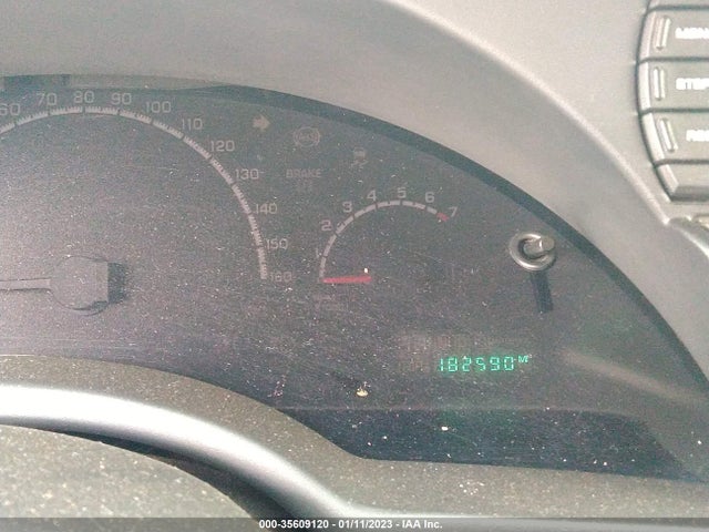 Chrysler Pacifica 2004 2C8GF68404R326141 Image 8