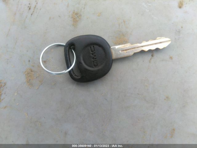 1GKET63M172291562 GMC Envoy Denali
