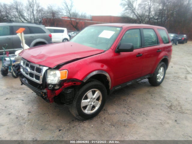 2012 FORD ESCAPE XLS VIN: 1FMCU0C77CKA77382