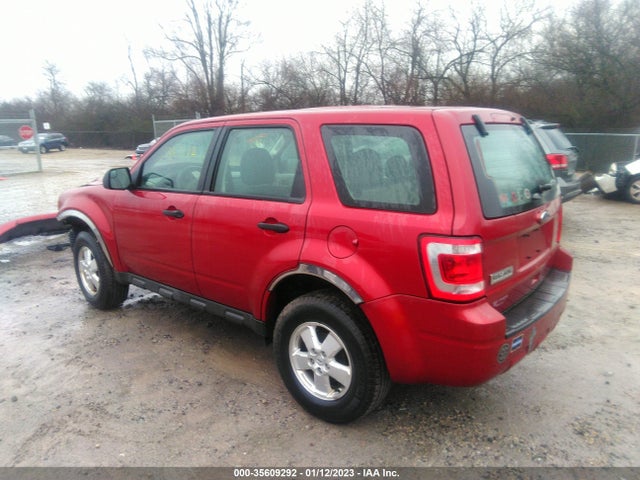 2012 FORD ESCAPE XLS VIN: 1FMCU0C77CKA77382