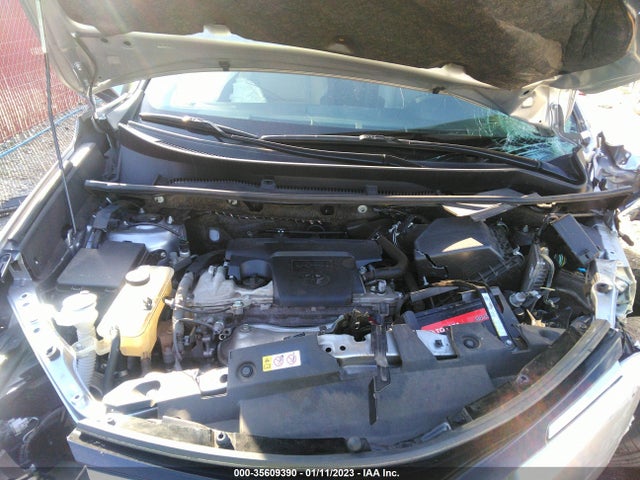2018 Toyota RAV4, VIN: JTMYFREVXJD121557