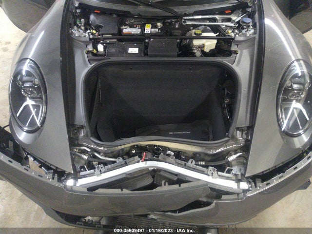 2022 Porsche 911, VIN: WP0AB2A95NS222553