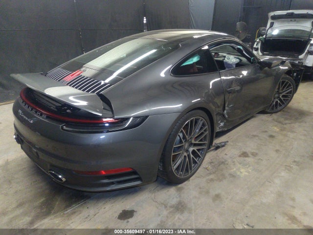 2022 Porsche 911, VIN: WP0AB2A95NS222553
