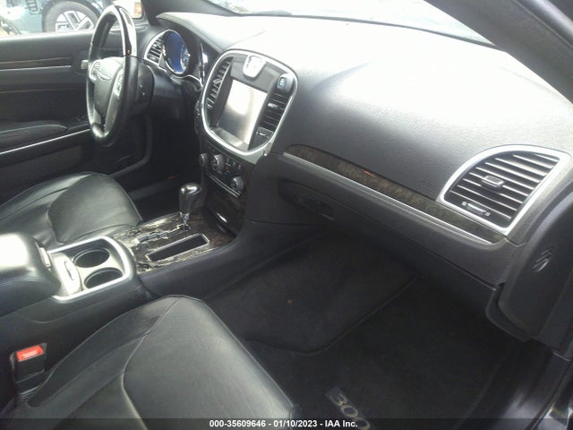 2C3CCAKT6EH207002 Chrysler 300 300c