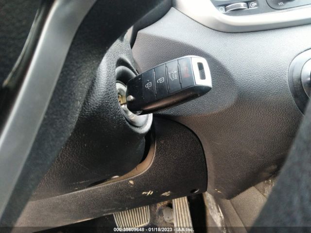 5XYPGDA54HG328670 KIA Sorento Lx V6
