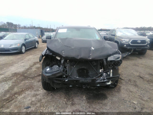 1C4RJFBG4MC768800 Jeep Grand Cherokee Limited X