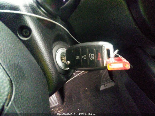 KNDJN2A22E7736681 KIA Soul Base