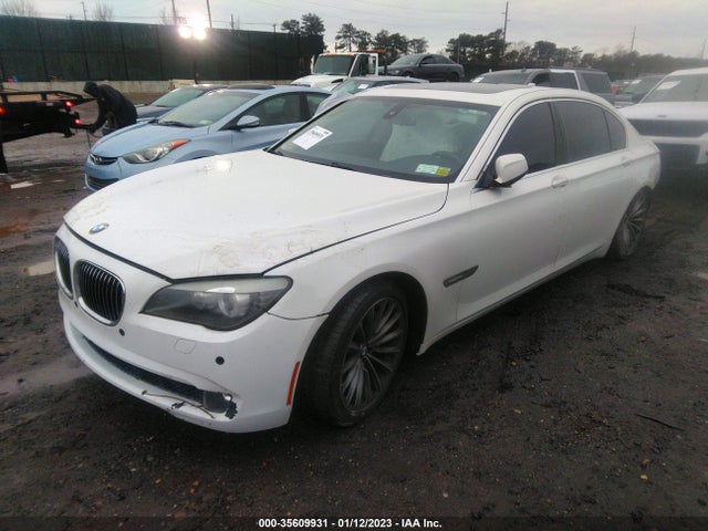 BMW 7 Series 740li 2011 WBAKB4C57BC392703 Image 2