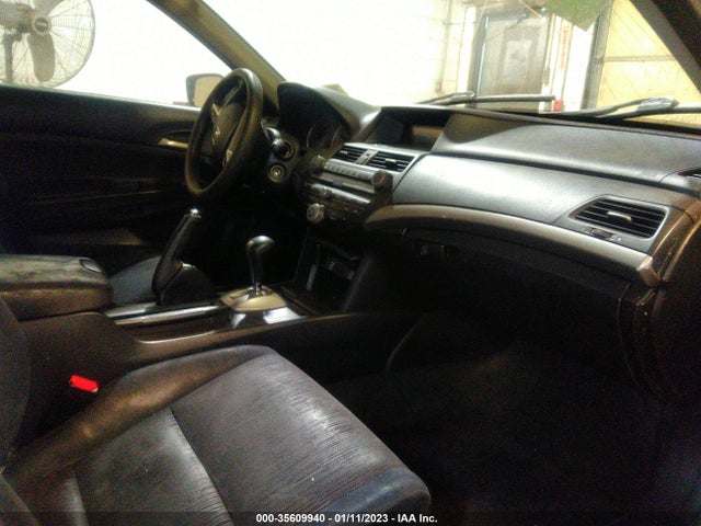 2011 HONDA ACCORD SDN LX VIN: 1HGCP2F35BA118548