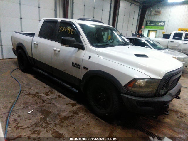 2018 Ram 1500, VIN: 1C6RR7YT0JS116297