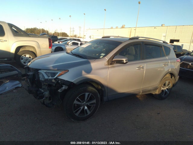 2017 TOYOTA RAV4 XLE VIN: 2T3WFREV3HW357939