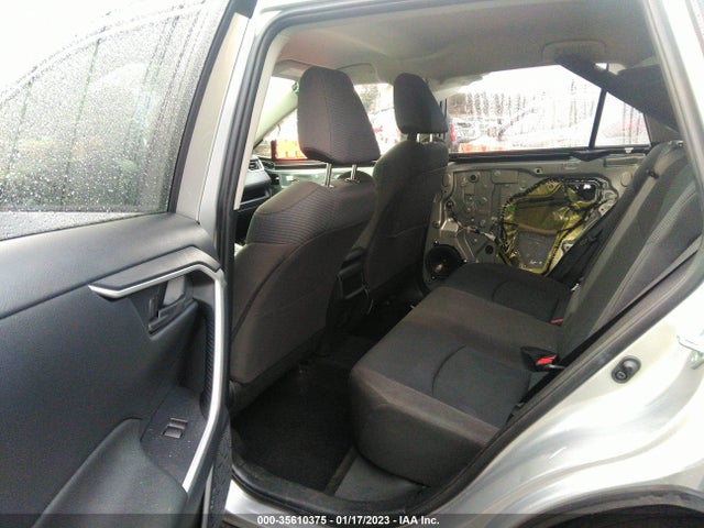 Toyota RAV4 LE 2019 JTMG1RFV3KJ013356 Image 9