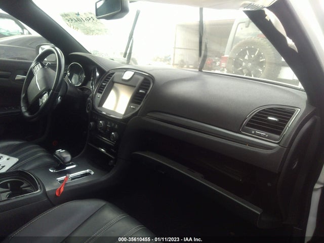 Chrysler 300 2014 2C3CCABG1EH358204 Image 5