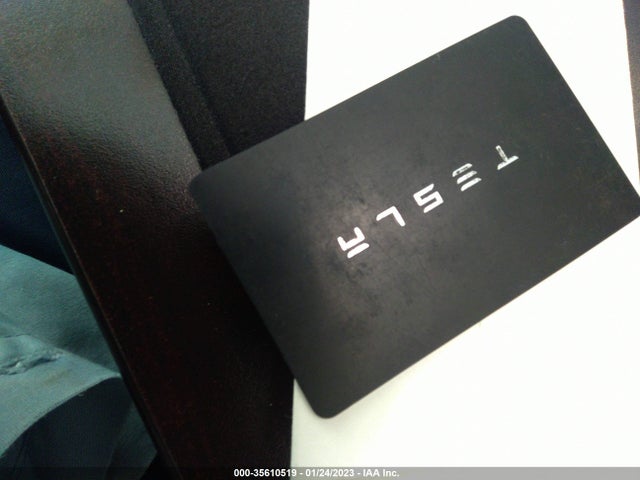 Tesla Model Y Long Range 2021 5YJYGDEE9MF190334 Image 3