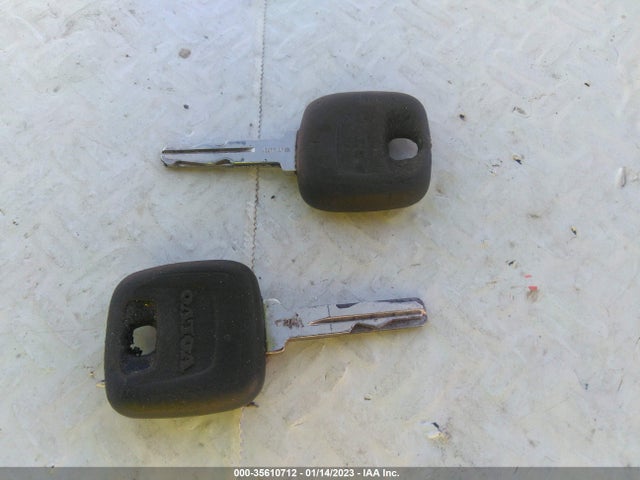 Volvo S70 1999 YV1LS55A1X1565183 Image 3