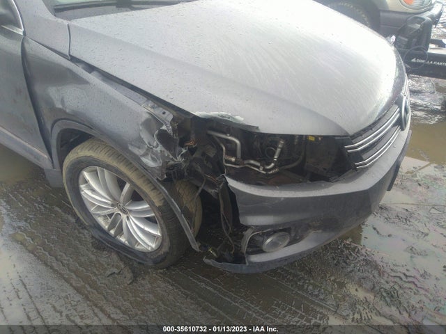 WVGBV3AX8EW560145 Volkswagen Tiguan Sel