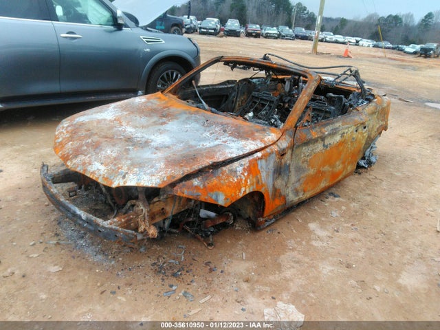 BMW 1 Series 135i 2010 WBAUN9C5XAVK41824 Image 2