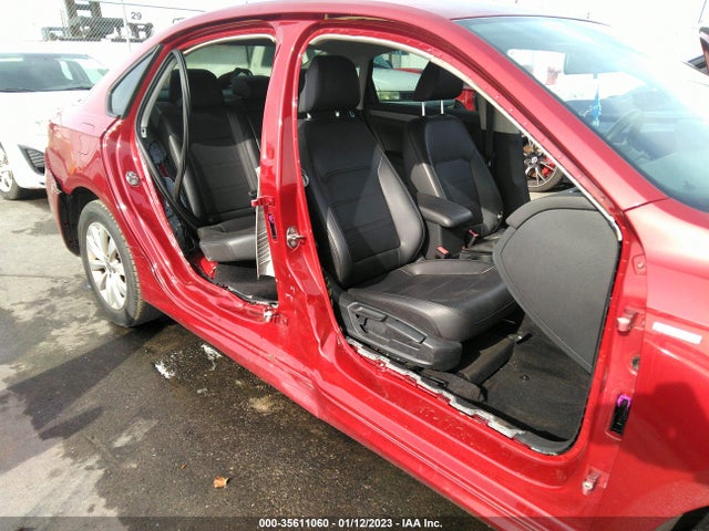 1VWAT7A38FC038979 Volkswagen Passat 1.8t Wolfsburg Ed