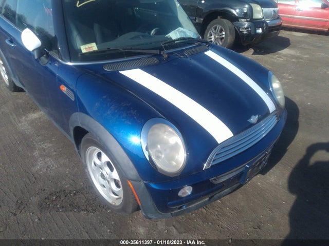 2003 MINI COOPER HARDTOP VIN: WMWRC33453TC47211