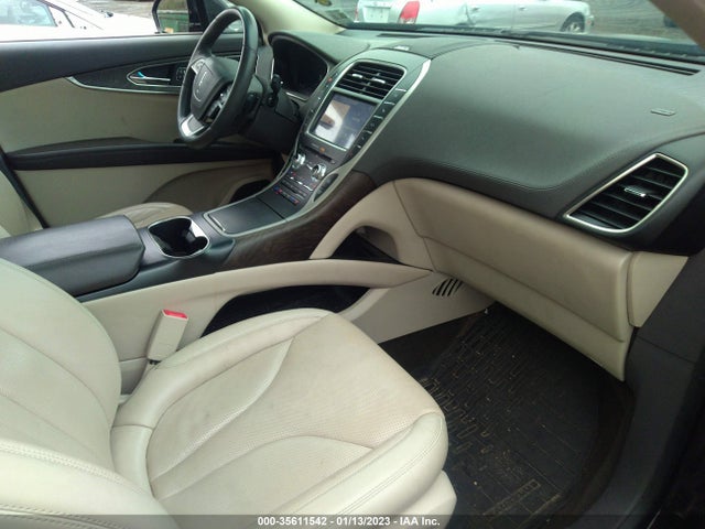 2020 Lincoln Nautilus, VIN: 2LMPJ8K96LBL00764