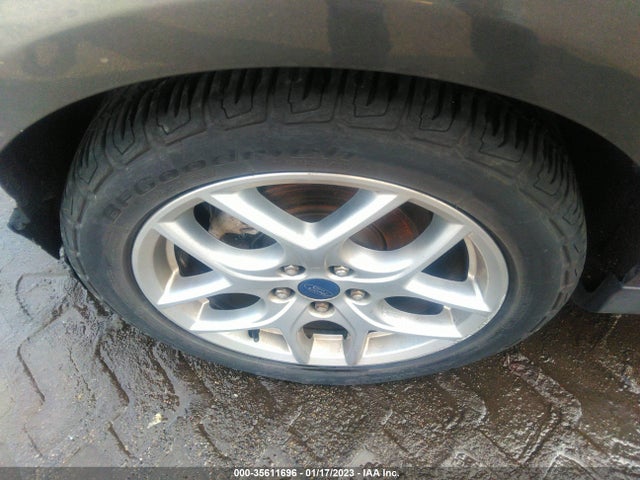 2015 FORD FOCUS SE VIN: 1FADP3K26FL298466