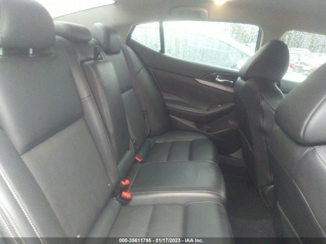 2017 Nissan Maxima, VIN: 1N4AA6AP4HC438178