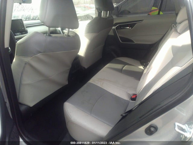 2019 Toyota RAV4, VIN: JTMA1RFV4KD516978