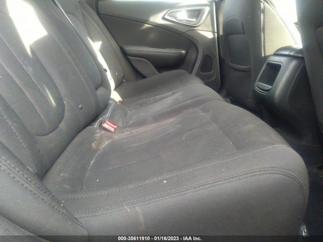 Chrysler 200 Limited 2015 1C3CCCAB1FN751050 Image 8