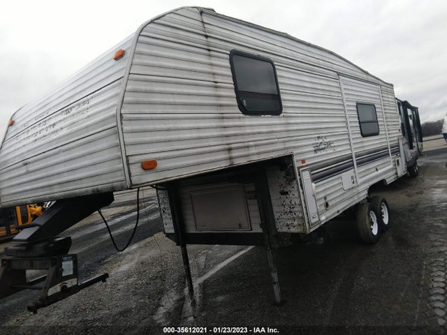 1998 WILDERNESS 24 L FIFTH WHEEL TRAILER VIN: 1ED5C2425W5331582