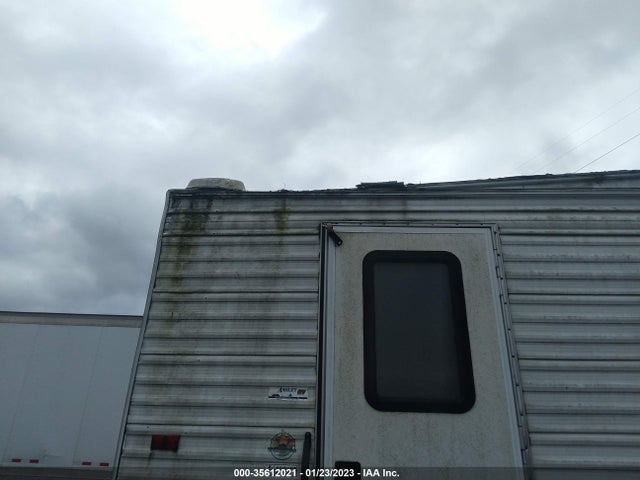 1998 WILDERNESS 24 L FIFTH WHEEL TRAILER VIN: 1ED5C2425W5331582