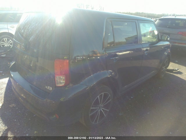 2013 SCION XB VIN: JTLZE4FEXDJ040013