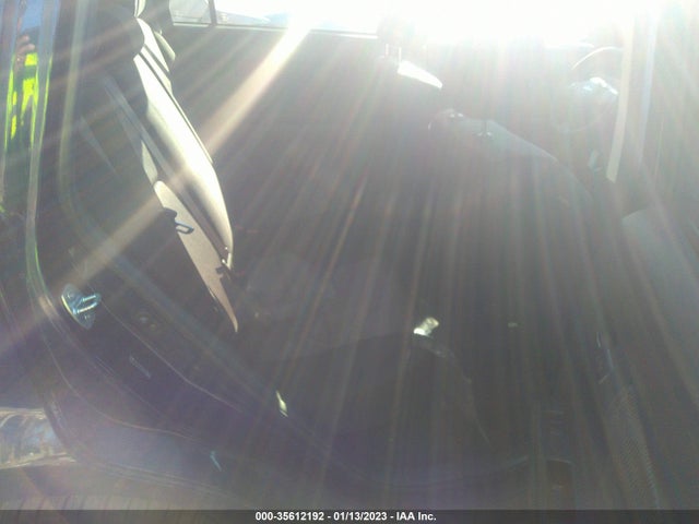 2013 SCION XB VIN: JTLZE4FEXDJ040013
