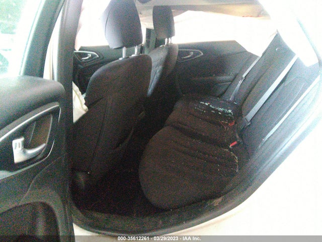 1C3CCCAB2FN628339 Chrysler 200 Limited