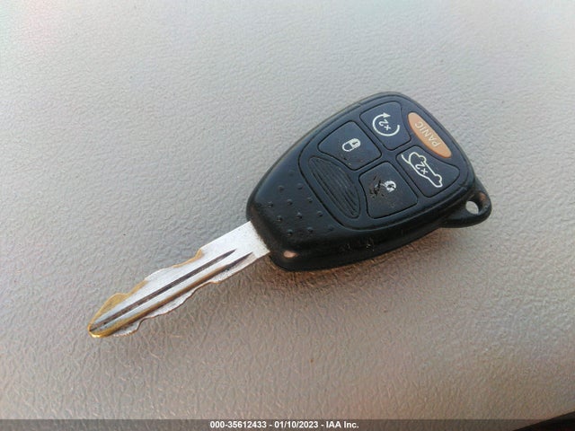 1A8HX58T99F704940 Chrysler Aspen Limited