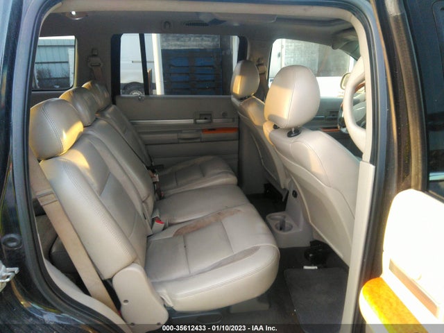 1A8HX58T99F704940 Chrysler Aspen Limited