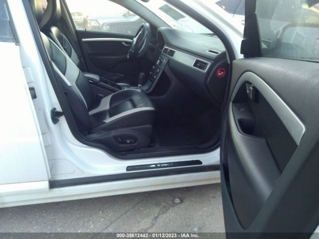 YV1982BW3A1151370 Volvo V70